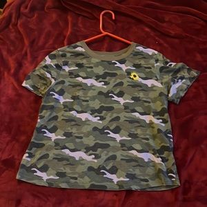 Rue 21 XL camo tshirt crop top